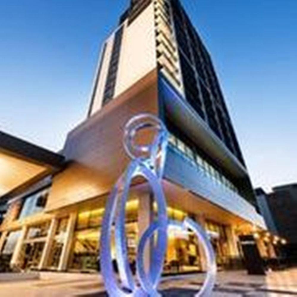 Fraser Suites Perth Exterior photo The hotel's main entrance