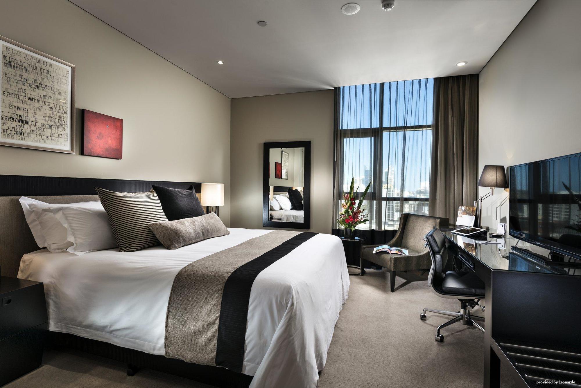 Fraser Suites Perth Exterior photo A room at the Crowne Plaza Hotel, Adelaide