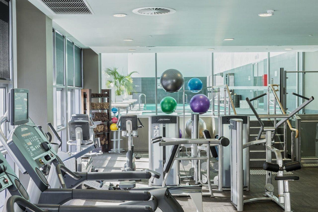 Fraser Suites Perth Exterior photo A gym in a hotel